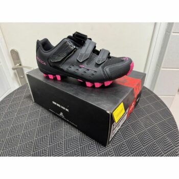 Chaussures VTT Spiuk Rocca Noir Mat et rose